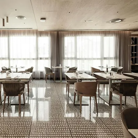 Ac By Marriott St Julian's 4*